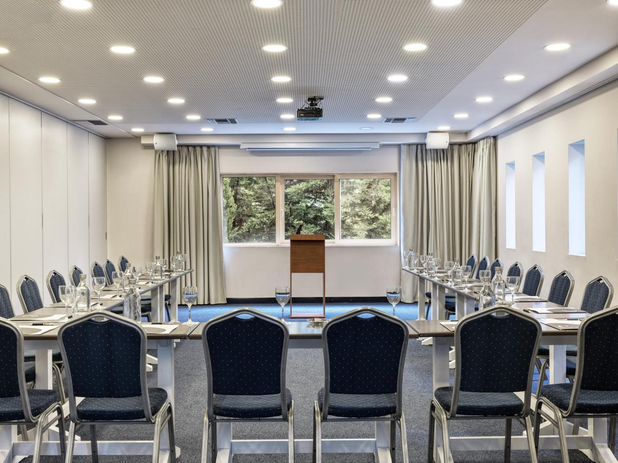 Civitel Esprit Hotel Атина Екстериор снимка
